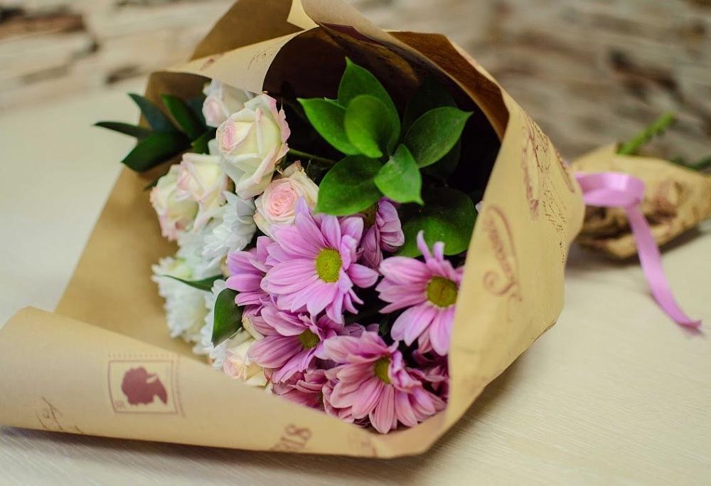 Букет цветов из: Розы и Хризантемы в Дубки Одинцовского района