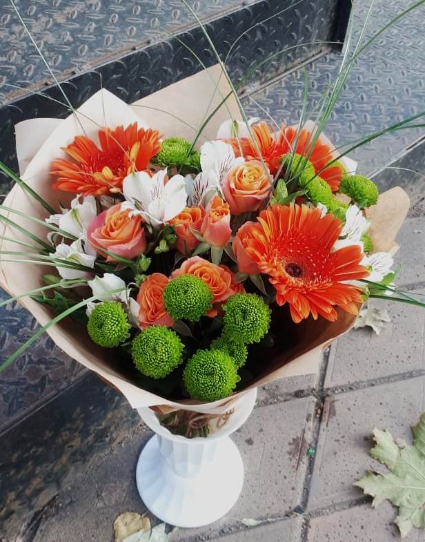 Букет цветов из: Герберы, Хризантемы, Альстромерии и Розы в Дубки Одинцовского района