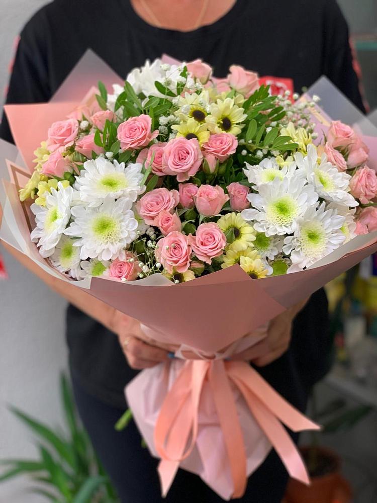 Букет цветов из: Розы и Хризантемы в Дубки Одинцовского района