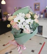 Букет цветов из:  Хризантемы и Розы в Дубки Одинцовского района