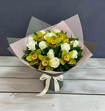 Букет цветов из:  Орхидеи и Розы в Дубки Одинцовского района