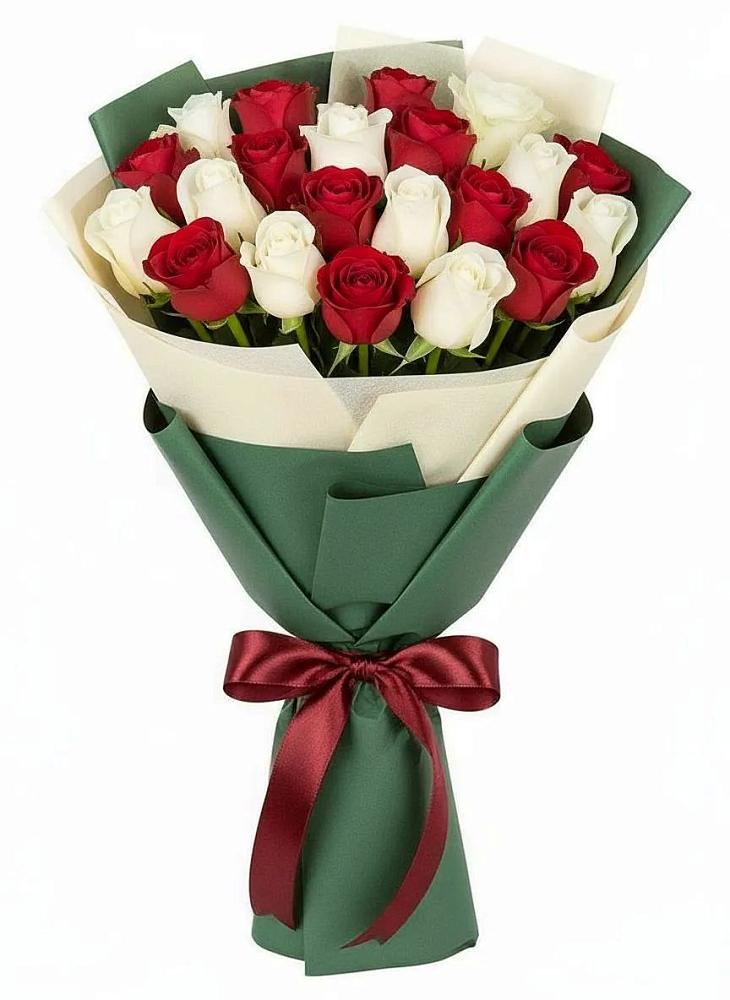 Букет Микс из красных и белых роз в Дубки Одинцовского района