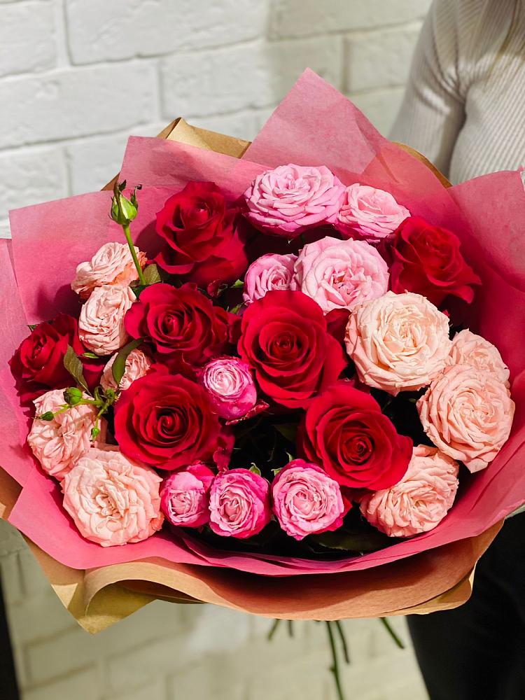 Букет цветов из: Розы в Дубки Одинцовского района