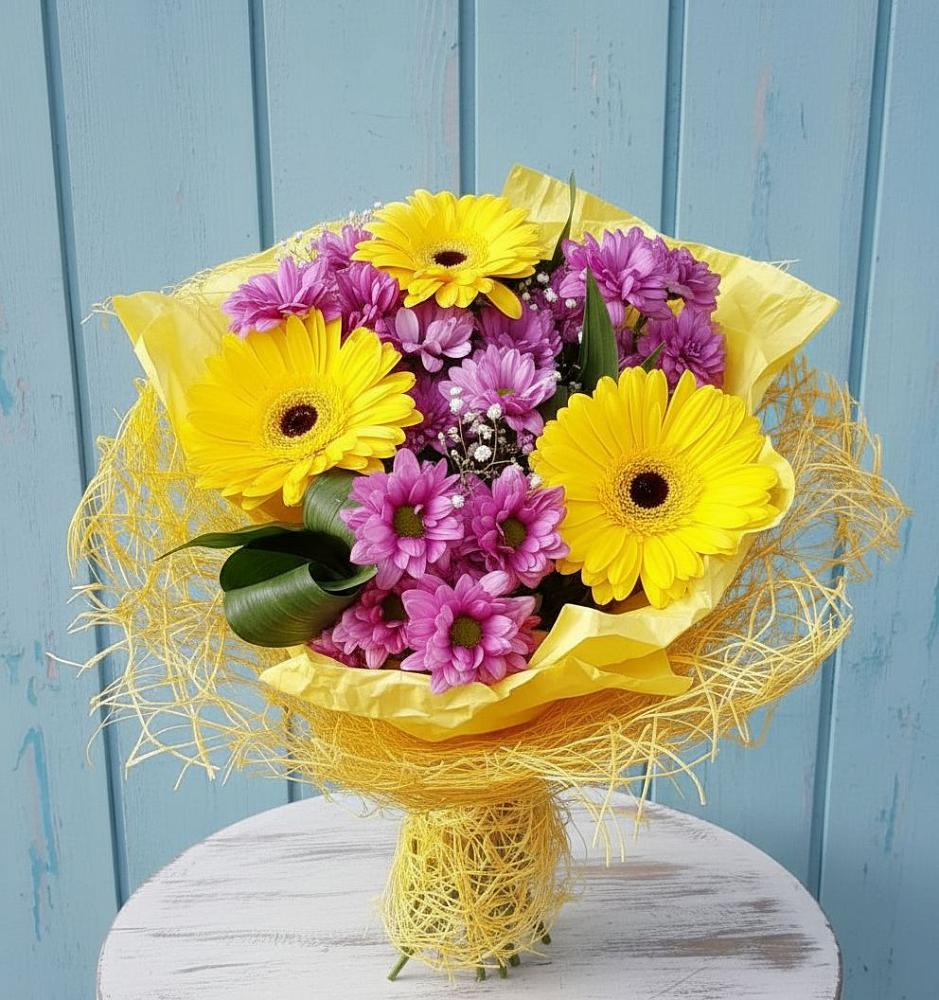 Букет цветов из: Хризантемы и Герберы в Дубки Одинцовского района