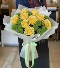 Букет цветов из:  Хризантемы и Розы в Дубки Одинцовского района