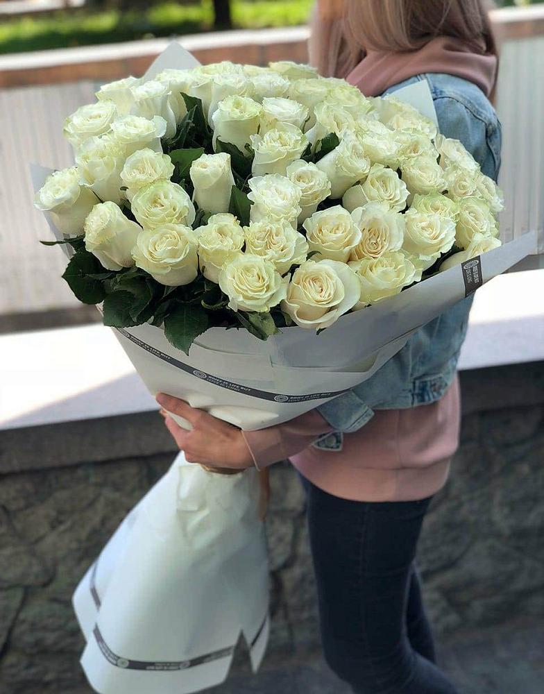 35 Белых роз в Дубки Одинцовского района Букет 35 Белых роз в Дубки Одинцовского района
