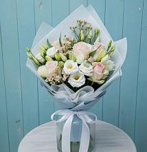 Букет цветов из:  Розы и Лизиантусы в Дубки Одинцовского района