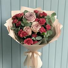 Букет цветов из:  Гвоздики и Розы #REPLACE_PRED# Дубки Одинцовского района