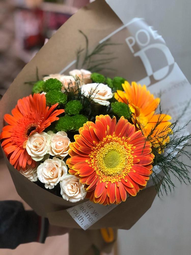 Букет цветов из: Герберы, Хризантемы и Розы в Дубки Одинцовского района