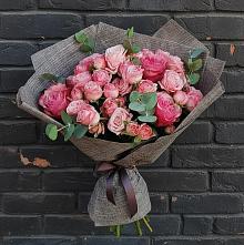 Букет цветов из:  Розы в Дубки Одинцовского района
